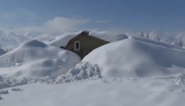 土耳其突发大暴雪积雪6米 这是中国大暴雪的前奏吗？