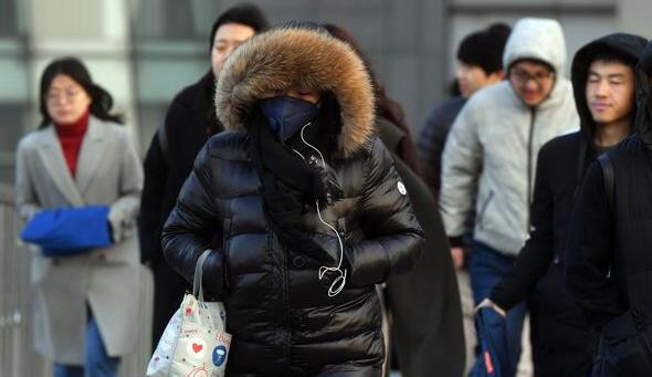 北京告别晴朗迎来阴雨天 局地气温9℃体感比较寒冷