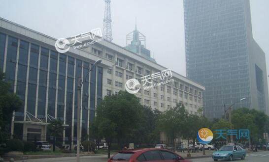 湖南局地迎來陣雨天氣 長沙氣溫小幅度下降至25℃