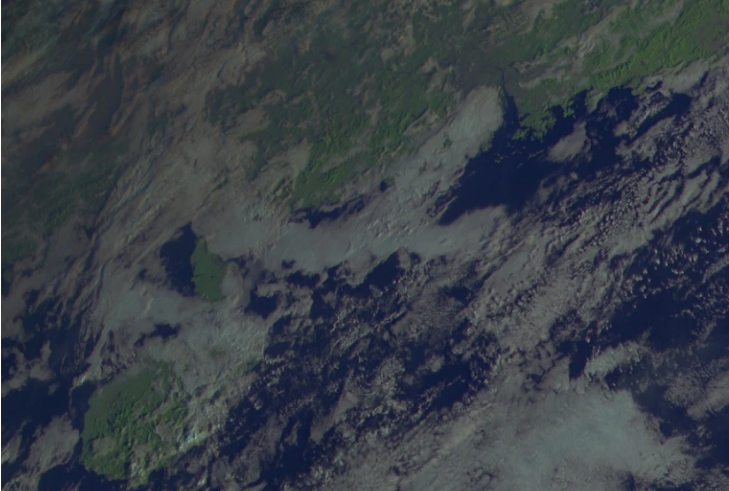 南海东海烟暮云是怎么回事？暖湿水汽强势袭来形成烟幕