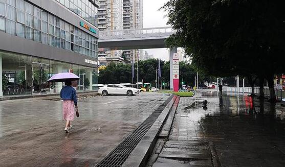 受雨水天气的影响 安徽部分高速交通管制