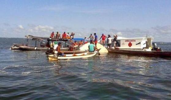 巴西一轮船发生沉没13人死亡 原因可能是海上大风导致