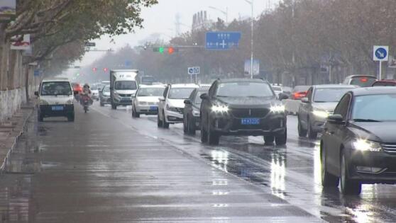 山东鲁东南地区有小到中雨 济南局地气温跌至14℃