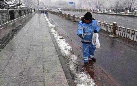 昨日黑龙江多地出现雨雪 境内部分高速全线封闭