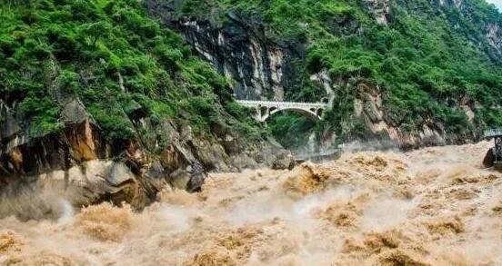 受持续降雨影响 鄱阳湖水位突破11米将迎来“水天一色”