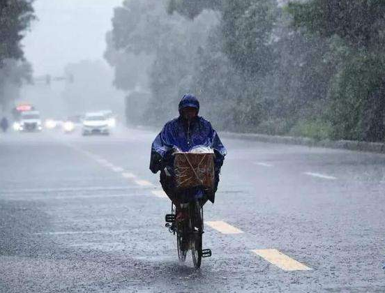 江苏全省多云间阴天 大部有分散性小雨气温下滑