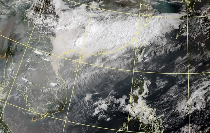 泰国烧荒严重到什么程度？风云卫星拍到云层被污染