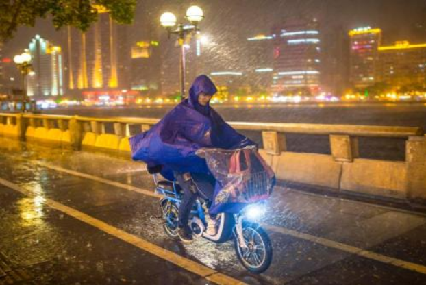 湖南未来三天强对流天气多发 南部大雨北部有分散性降水