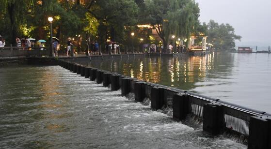 本周后期浙江都是阴雨绵绵 杭州小雨气温仅有26℃