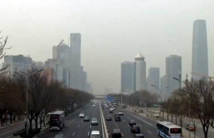 北京大风降雨降温三重打击齐至 白天大部有小雨