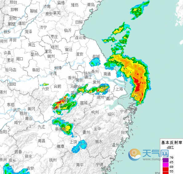 上海的雷达图出现异动:新一波雷雨跃跃欲试