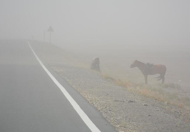 沙尘暴是什么天气系统 沙尘暴对应的天气系统是什么