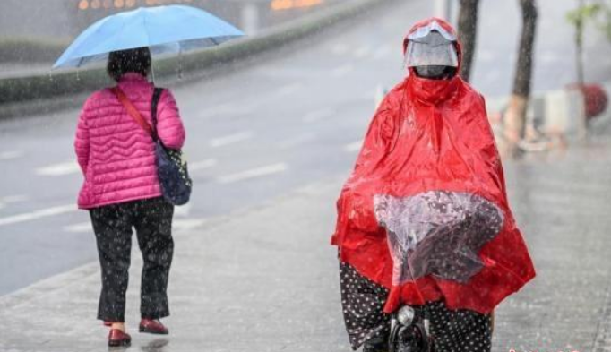 全国大部未来三天降水少 云南四川小到中雨气温回升