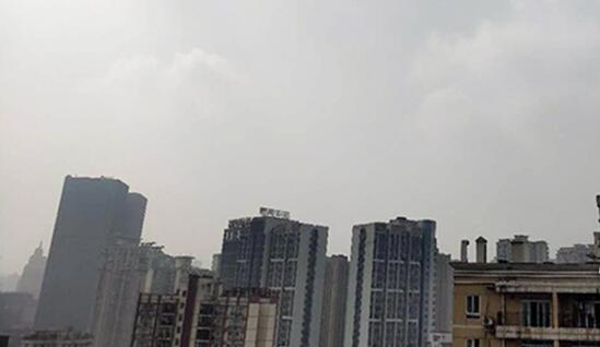 今明天重庆阴天为主气温25℃ 周末重回阴雨天气需备好雨具