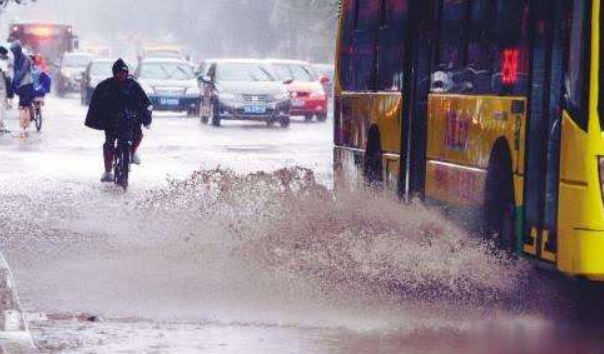 西南东部和江南将迎大雨 南方多地有雷暴冰雹