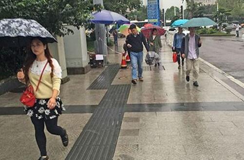 本周重庆持续阵雨或分散阵雨 主城区跌至18℃外出要备好雨具