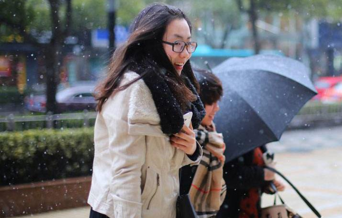 南方再迎大雨多地伴强对流 东北华北遭遇猛烈降温