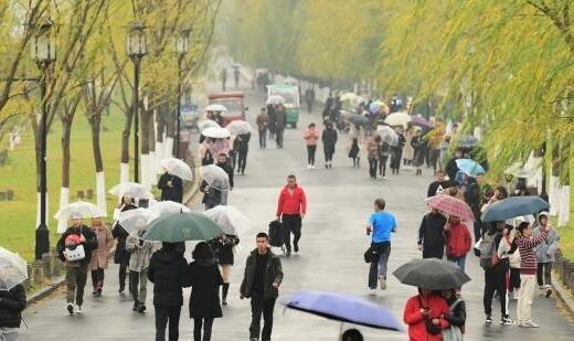 浙南地区阴天部分有阵雨 杭州局地跌至16℃体感湿冷