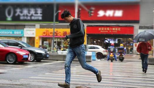 冷空气未散场重庆仍有降雨 局地最高气温仅有16℃