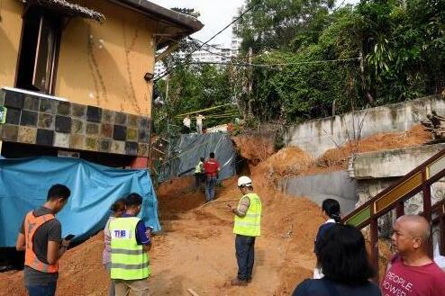 利比里亚发生两起山体滑坡 目前已造成至少45人死亡