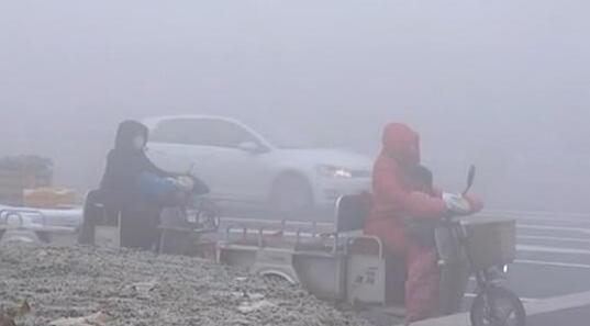 受大雾天气影响 泉州部分港湾临时雾航交通管制