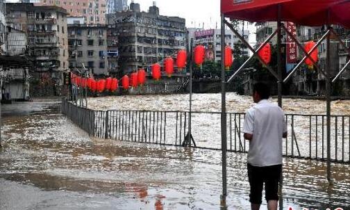 江西水利厅：强降雨致赣江支流锦江水位上涨