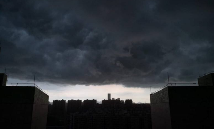 广东今明天天气炎热高温出现 雷雨打扰珠三角粤东大雨