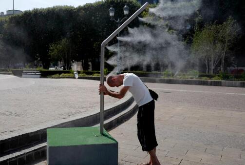 土耳其发布高温热浪预警 专家提醒老年人做好预防措施