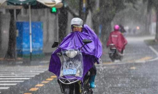暴雨造成广州14万户停电 增城区教育局宣布22日全天停课