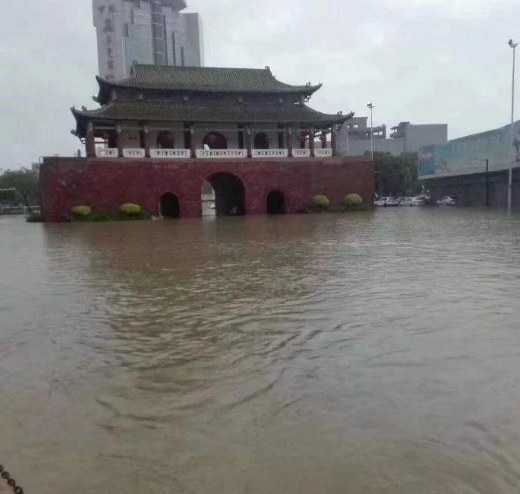 广东龙舟水再度来袭！粤北珠三角暴雨伴有大风