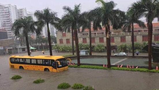 福建最大小时雨强达70毫米 省防指启动防暴雨Ⅳ级应急响应