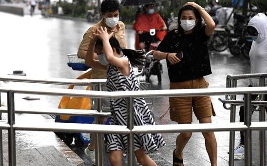 6月第一天济南发布雷电黄色预警 局地伴有4～5级阵风