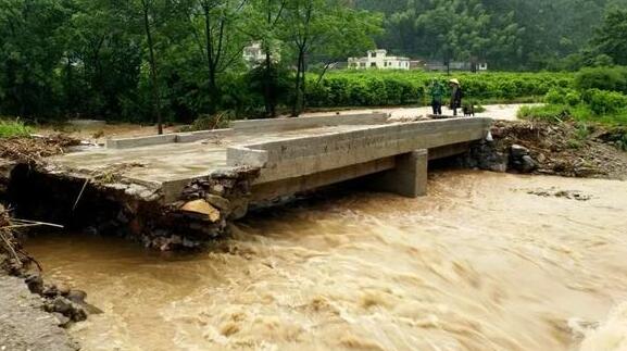 广西气象局发布暴雨蓝色预警 百色河池等地降雨量超200毫米