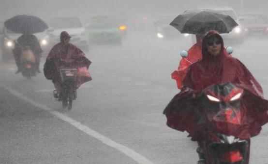 今起暴雨逐渐覆盖江西全省 景德镇宜春等多地河水猛涨