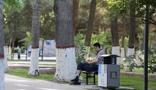 今早潍坊市发布高温橙色预警 气温40℃以上外出要涂防晒霜