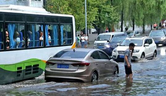 重庆明后天部分地区降雨量偏大 主城区气温降至31℃