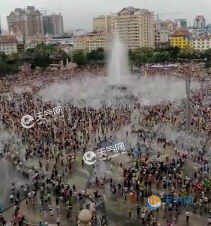 西双版纳泼水节旅游攻略 西双版纳泼水节旅游注意事项