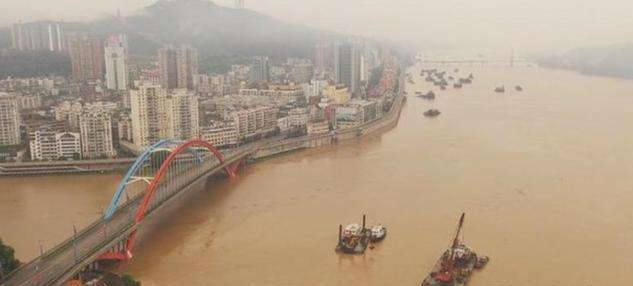 南方多地暴雨引发洪涝灾害 滑坡泥石流等次生灾害多发