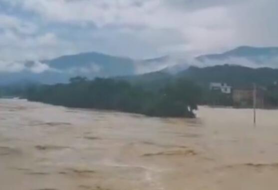 广东暴雨红色预警停课吗 一般暴雨什么信号停课