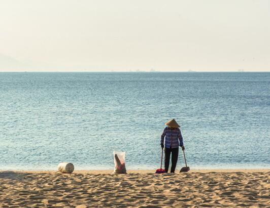高温多少度放假 高温达到多少度就不用上班了