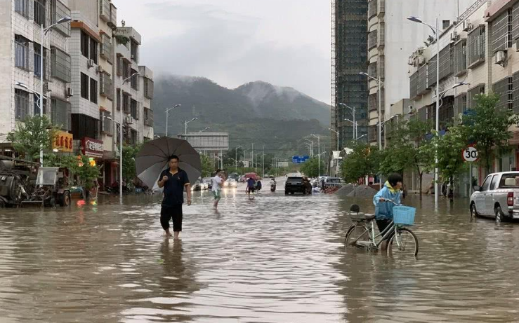 华北江南35℃+高温来袭 江淮江汉现大暴雨