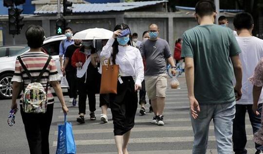 湖南拉响今年首个高温预警 最高气温37℃以上晴热无比