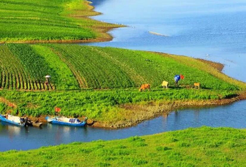 夏天去哪儿旅游凉快风景也好 国内夏季那些让人流连忘返的地方