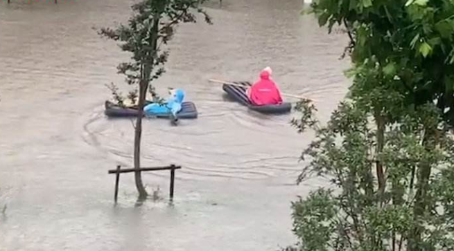 江苏大部被雨水笼罩 明天降雨减弱后天大暴雨