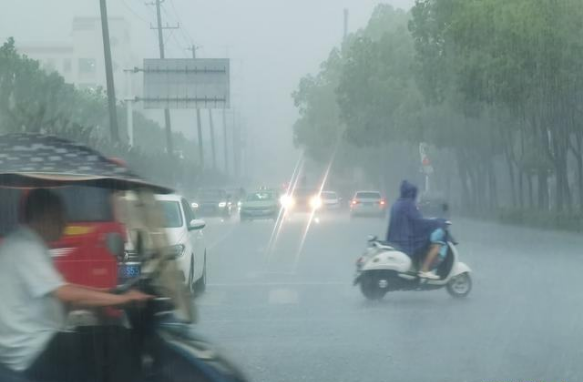 端午节后黄淮江汉等多地大到暴雨 西北华北强对流多发