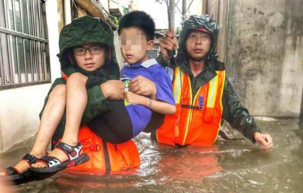 中央气象台已连发27天暴雨预警 南方地区仍有大雨