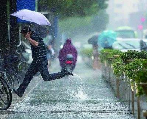 黄淮华北和东北强对流较多 江南北部大到暴雨