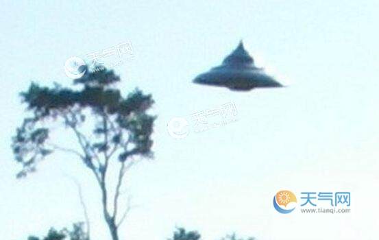 波兰男子拍到罕见UFO清晰照 发烧友称赞这是最好的UFO照片