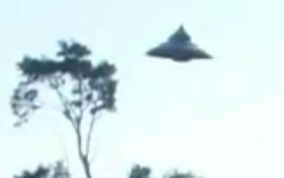 波兰清晰UFO照为假是怎么回事 UFO照实际只是个小玩具