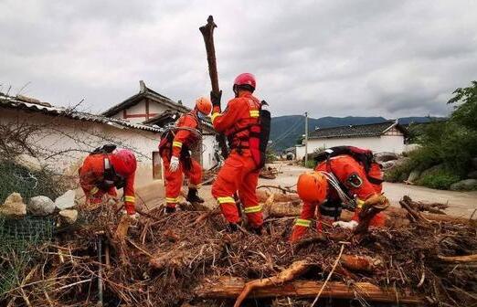 中央气象台继续发布暴雨预警 冕宁县洪灾死亡人数增至14人